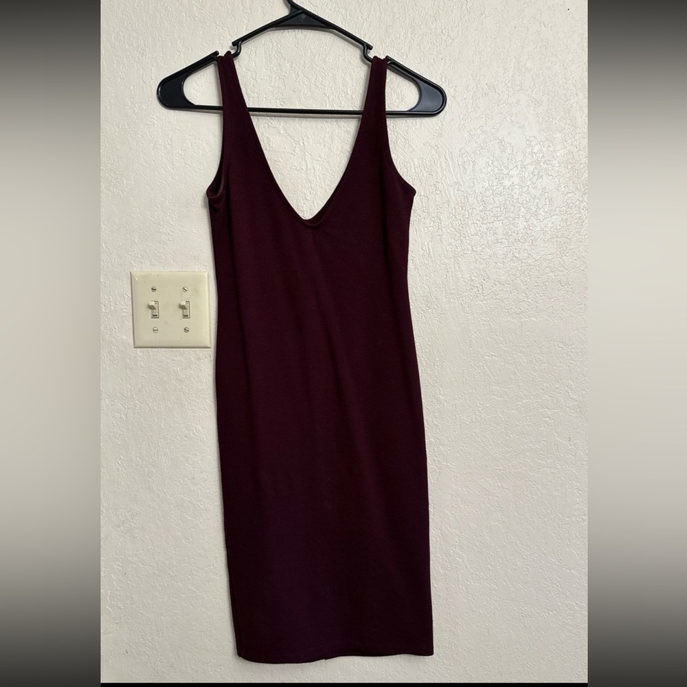 FOREVER 21 knee length bodycon dress